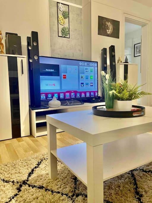 Appart Cosy Alfortville -Vue Seine - 10Mn De Paris Eksteriør billede